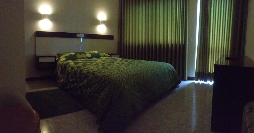 Hotel Teimoso Figueira da Foz Szoba fotó